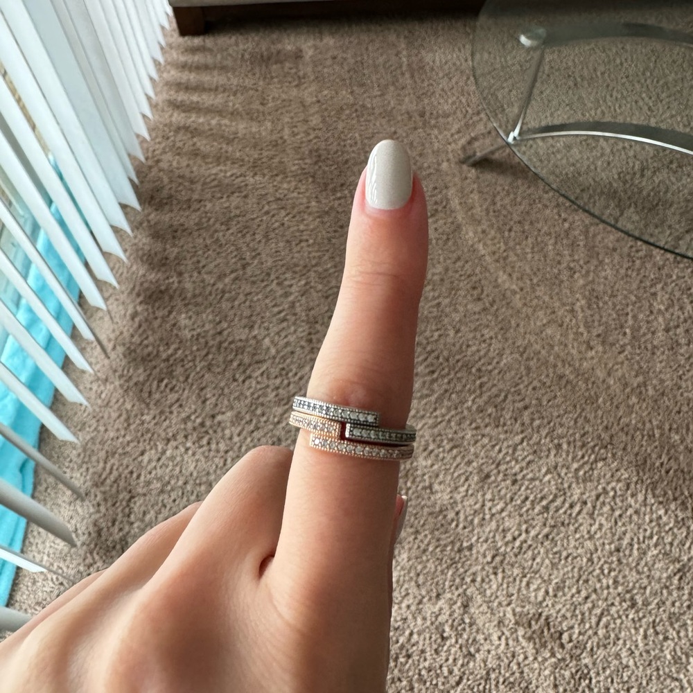 Pandora Pave Signature Interlocking Rings - image 8